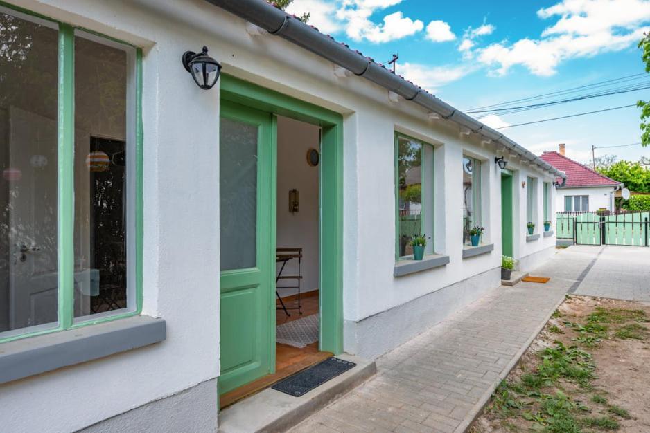 Dobo13 Appartement Balatonboglár Buitenkant foto